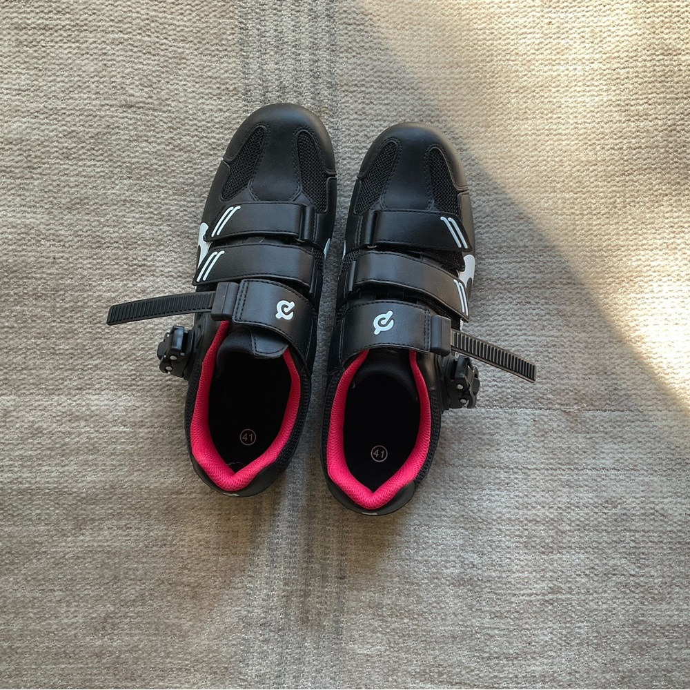 Peloton cycling shoes size 41